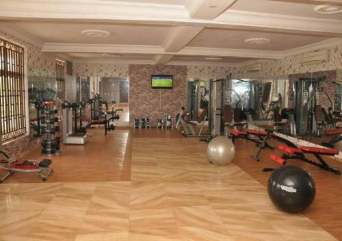 Western Sun International Hotel