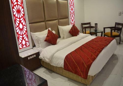 Western Sun International Hotel