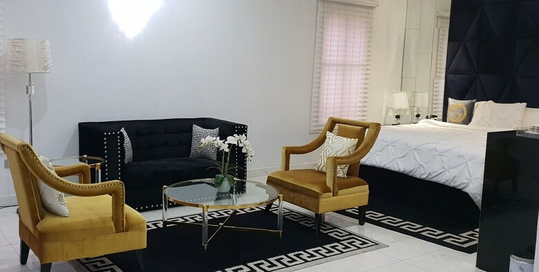 Hotel Executive Home