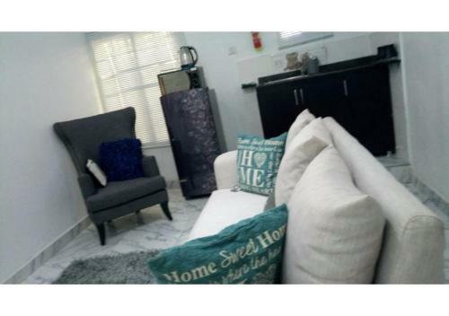 1 Bedroom Apartment, Chevron Drive
