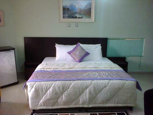 Conference Hotel And Suites Sagamu