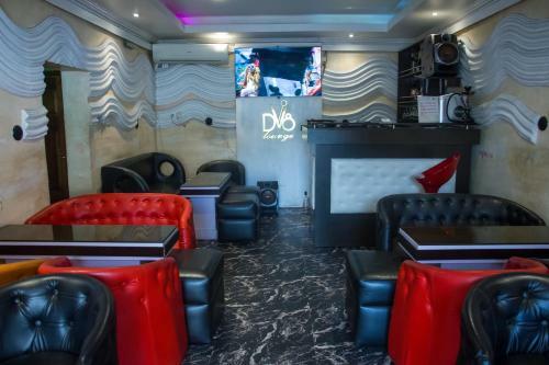 Dv8 Hotel