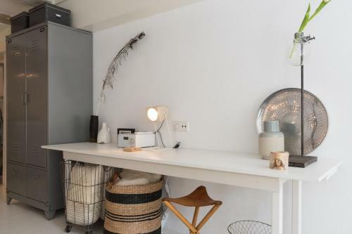 Bed & Breakfast The White-canal View Private Studio