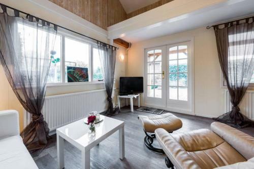 Bed & Breakfast Di'mami House