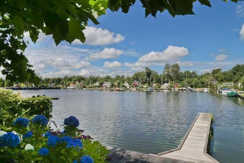 Apartamento Idyllic Lakehouse