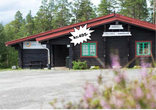 Domb�s Hostel