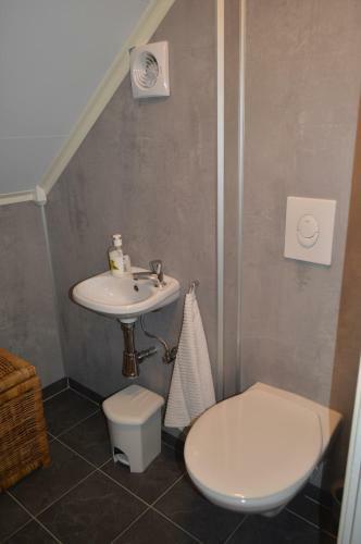 Elvebakk Bed & Breakfast