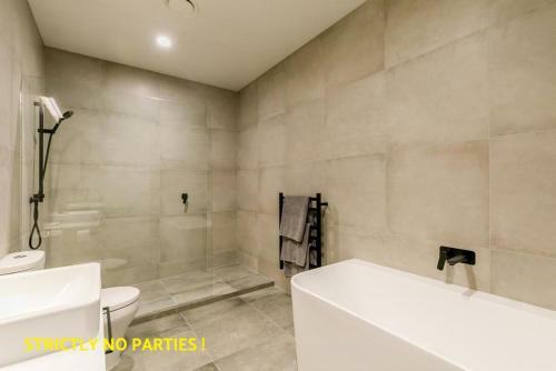 Acrossia Apartment Suites