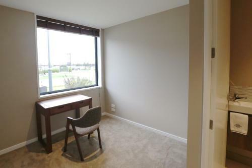 Golden Sun Apartment