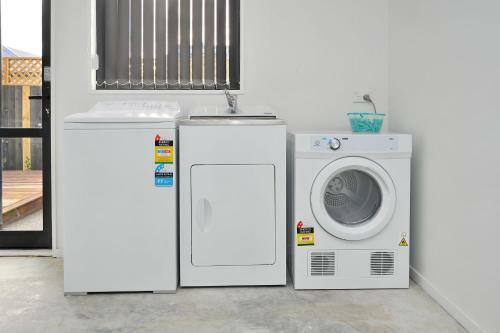 Parlane Apartment 2 - Christchurch Holiday Homes