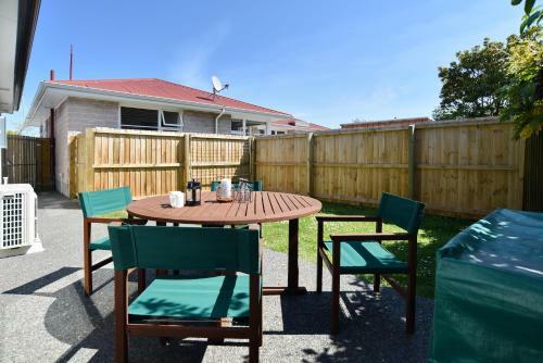 Carruthers Villa - Christchurch Holiday Homes