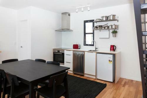 Apartamento Cloud 9 - Inner City Townhouse