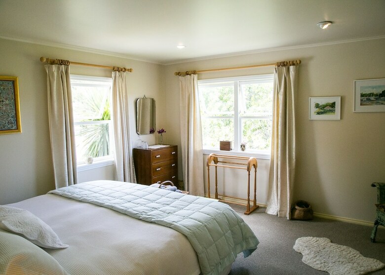 Bed & Breakfast Plum Tree House And Quince Cottage