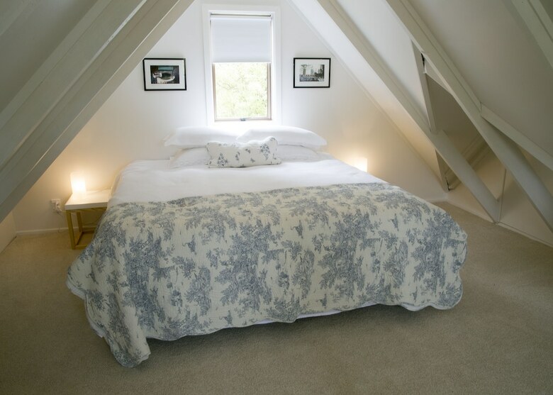 Bed & Breakfast Plum Tree House And Quince Cottage