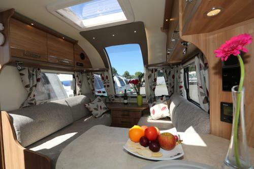 Tekapo Exclusive Lakeside Mobile Home