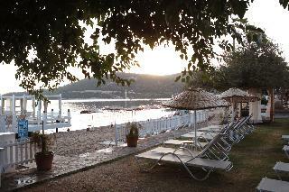 Daphnis Hotel