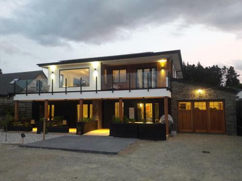 Hostal Wanaka Suites