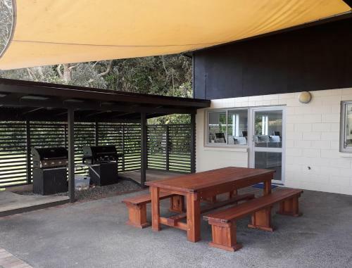 Opunake Beach Kiwi Holiday Park