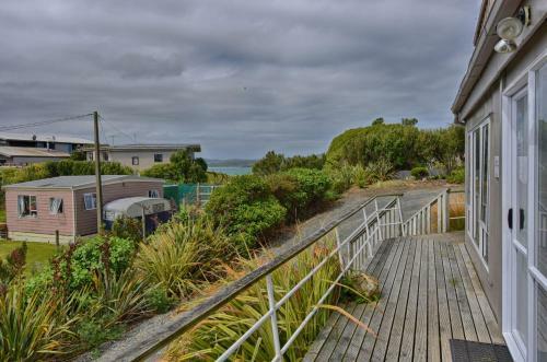 Lazy Dolphin Lodge