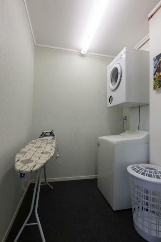 Hostal Ocean View B&B