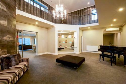 Lake Hayes Luxury Residence