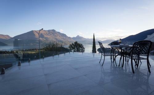 Villa Views On Edinburgh By Touch Of Spice