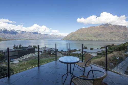 Aspen Grove Villa - Unit B