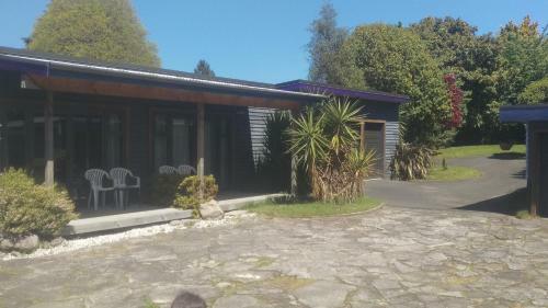 Koutu Beach Bed And Breakfast