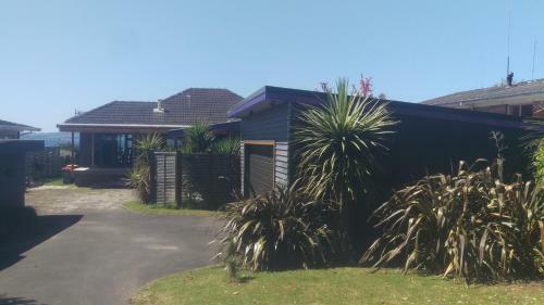 Koutu Beach Bed And Breakfast