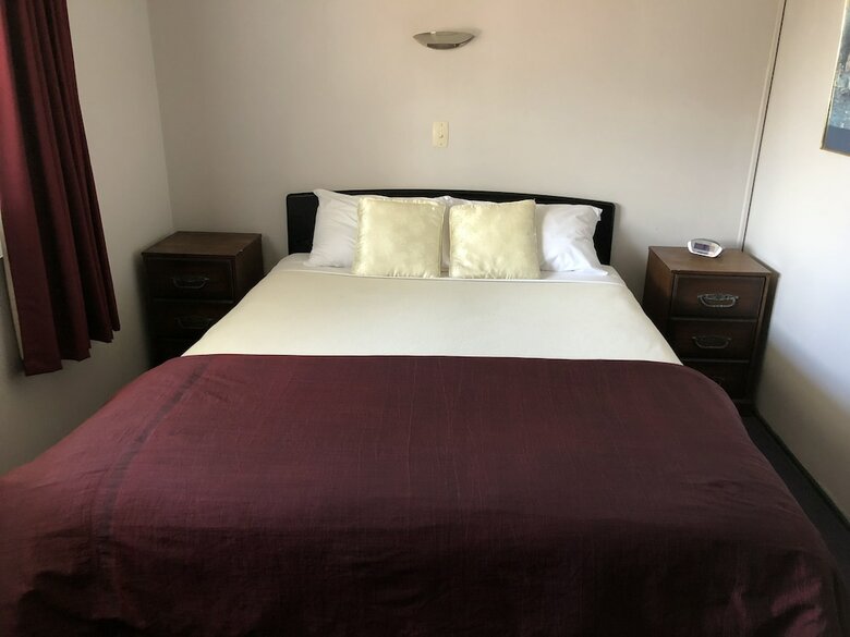 Gibson Court Motel