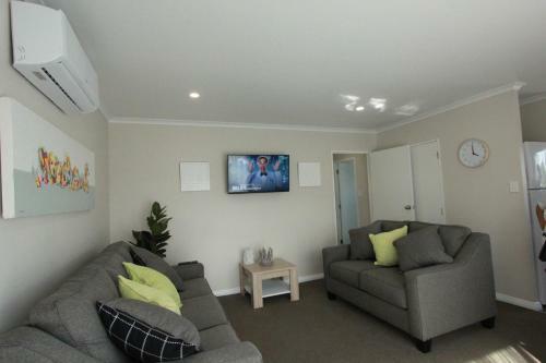 Rose Apartments Unit 1 Central Rotorua-accommodation&spa