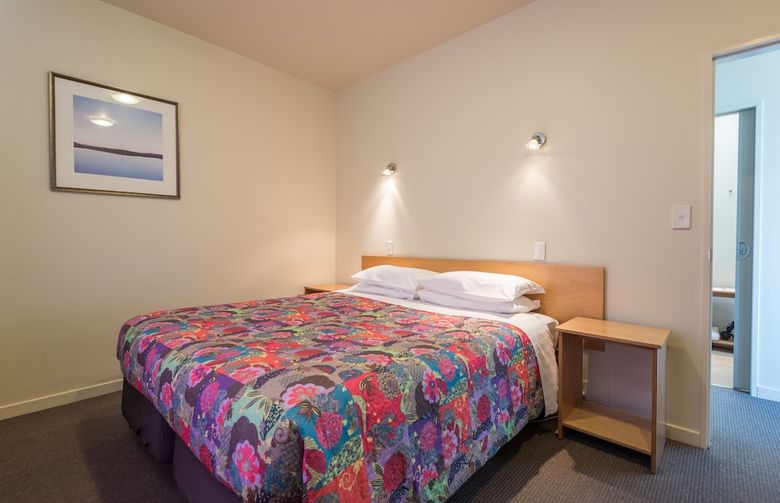 Parkside Motel