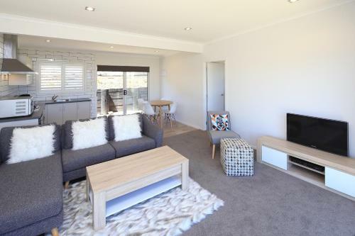 Te Whau Bach Apartments