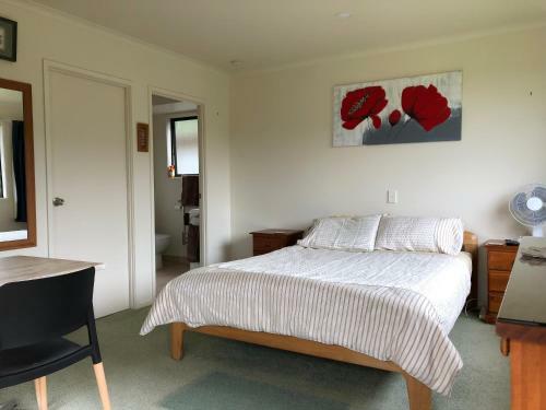 Hostal Hahei Retreat