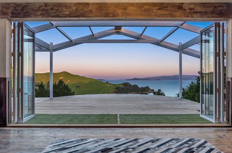 Woodside Bay Chalets