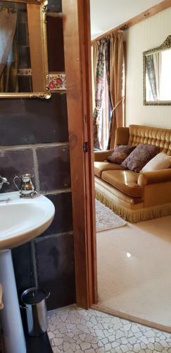 Bed & Breakfast La Paloma Castle