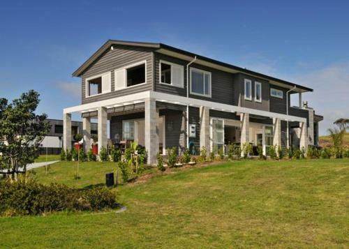 Omaha Beach - Stunning Beach House