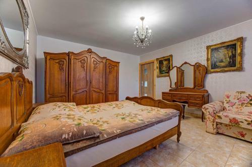 Hostal Noclegi Dw�r Szlachecki Biedacz�w