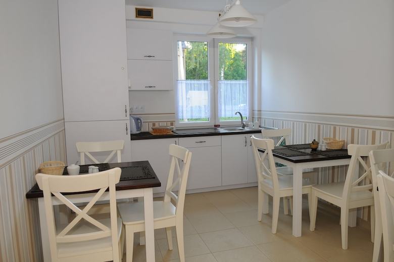 Hostal Pension Villa Karmelia