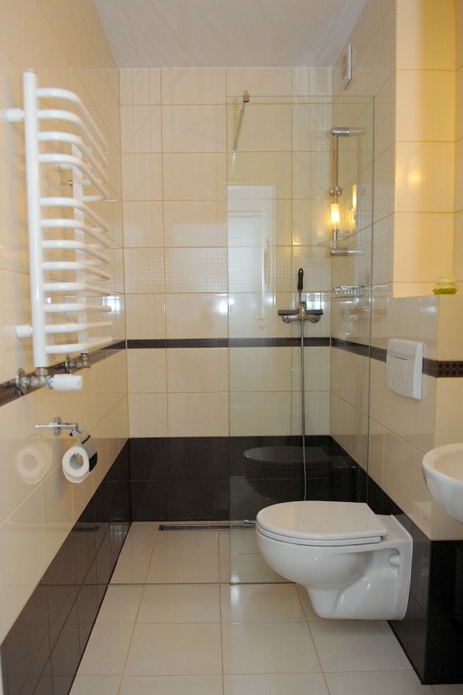 Hostal Pension Villa Karmelia