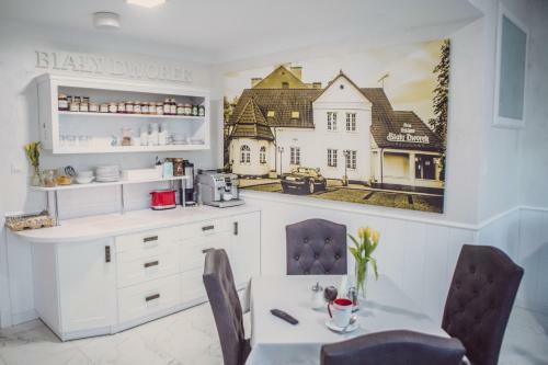 Hotel Dom Goscinny Bialy Dworek