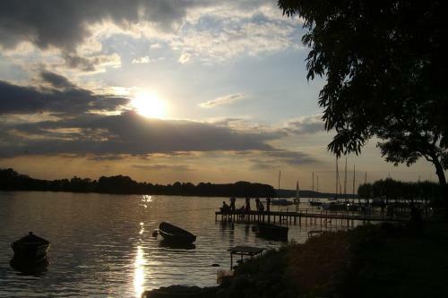 Hostal Dom Wczasowy Pi?ciu Pomost�w