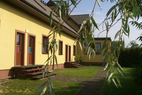 Hostal Dom Wczasowy Pi?ciu Pomost�w