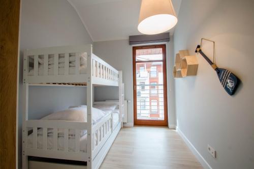Superior 3 Bedroom Apartment