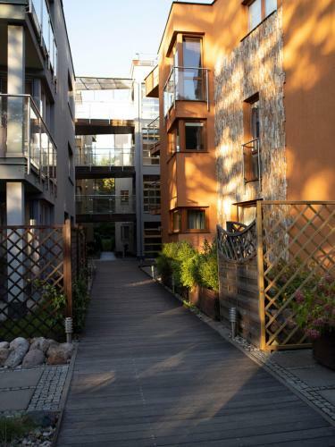 Apartament Dariusz Jurata Z Gara?em