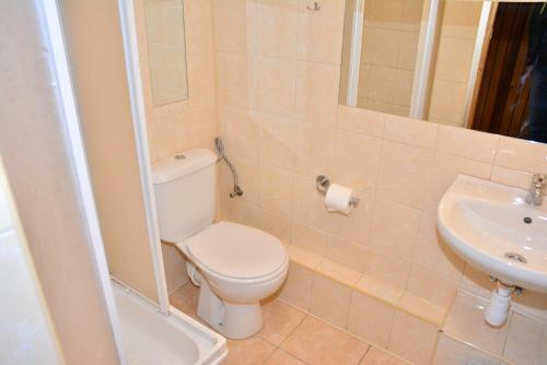 Hostal Dom Goscinny Jawor