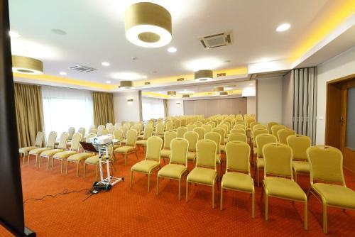 Hotel Daglezja Nad Jeziorem K�rnickim