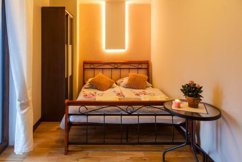 Hostal Go?ciniec Kruty?ski