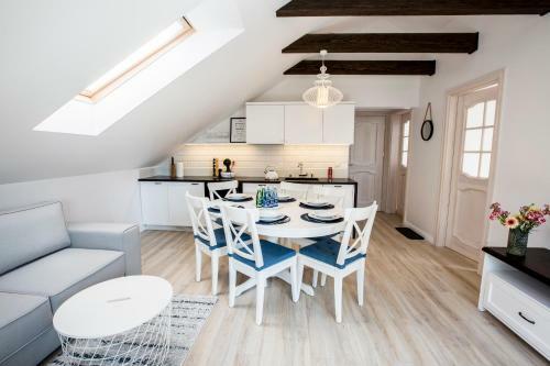 Ambre Apartments