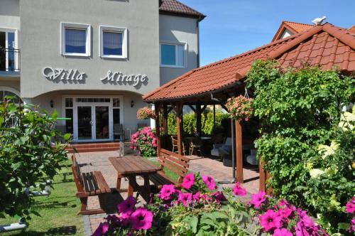 Hostal Villa Mirage